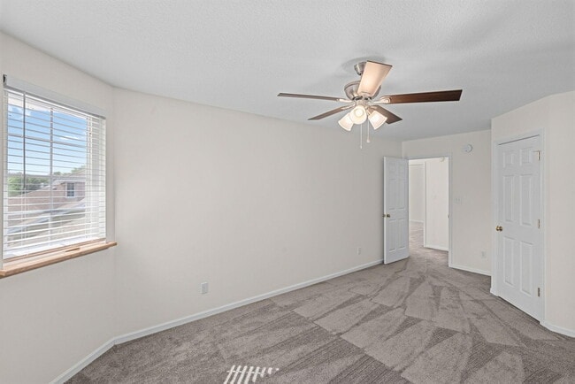 Building Photo - 3252 Wind River Cir