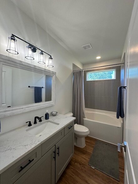 Building Photo - 4819 Whitewood Rd