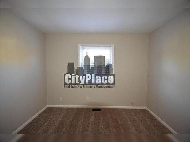 Building Photo - 3219 N Colorado Ave