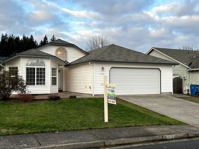 Primary Photo - Spacious & Updated 3B/2BA in East Vancouver!