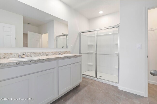 Building Photo - 7144 Topaz Dr