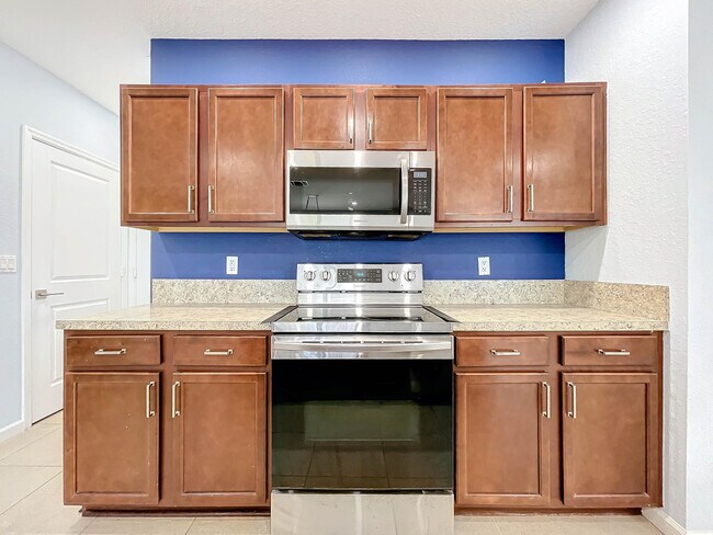 Building Photo - 4999 Haverhill Pointe Dr