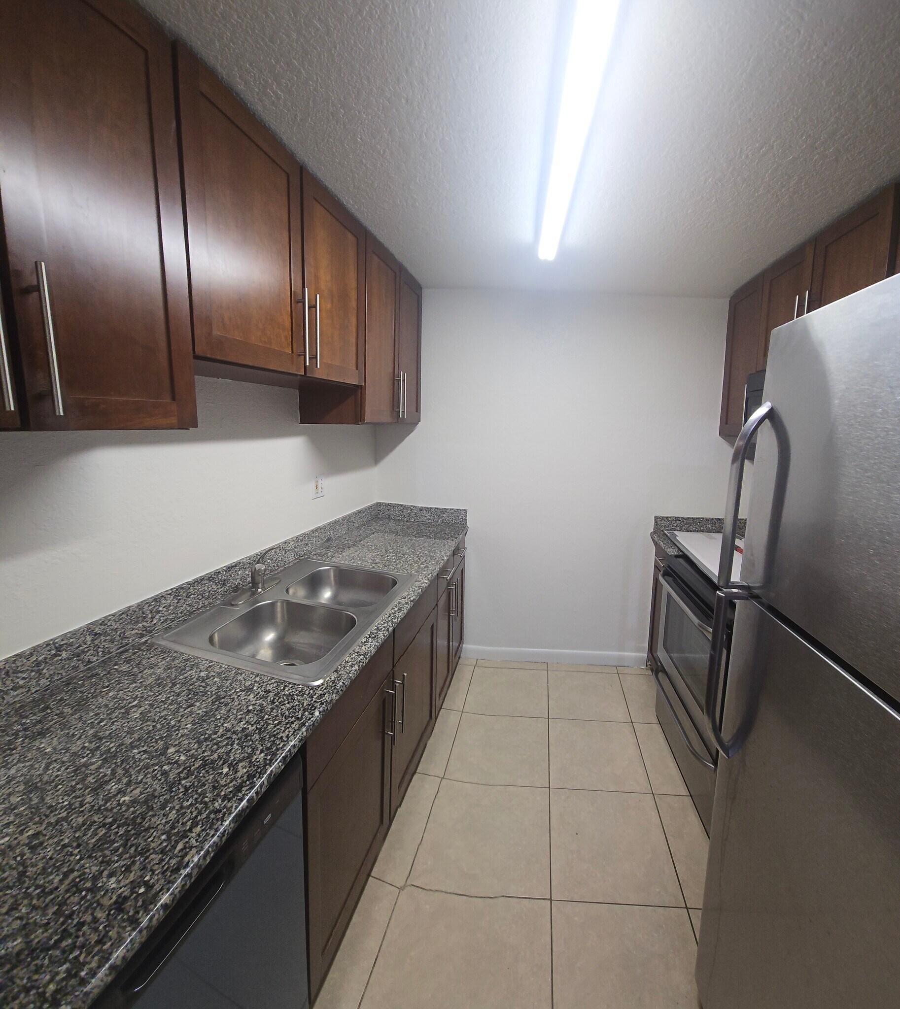 Building Photo - 8950 SW 69th Ct
