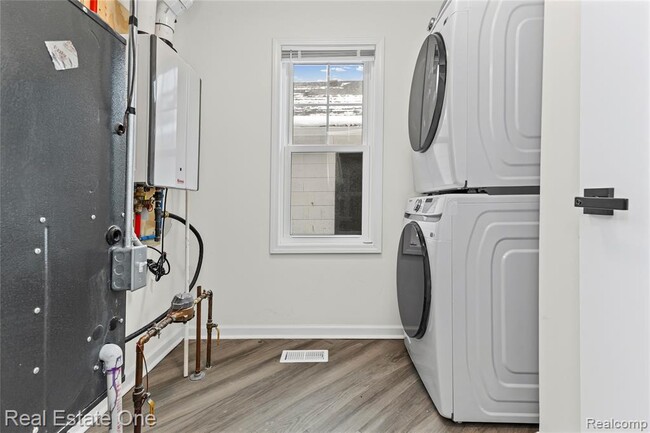 Building Photo - 2824 Williams St