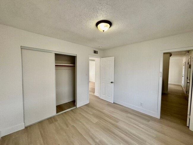 Building Photo - refreshed single-story home