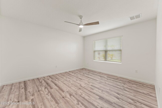 Building Photo - 1145 Dugan CIR SE