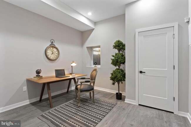 Building Photo - 1412 S 22nd St