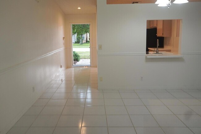 Building Photo - 3597 Miramontes Cir