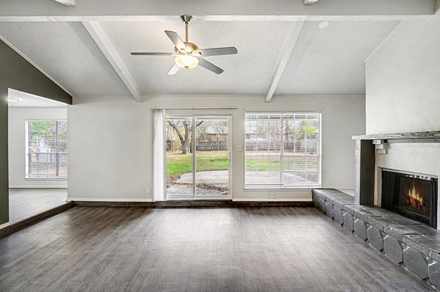 Building Photo - 2705 Warren Ln