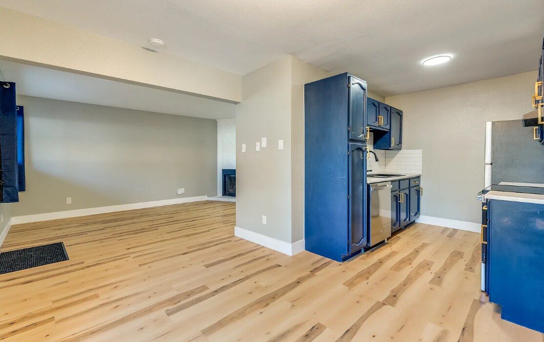 Building Photo - 601 Bracewood Cir