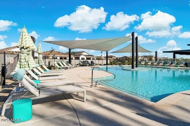 Building Photo - 3949 S Verbena