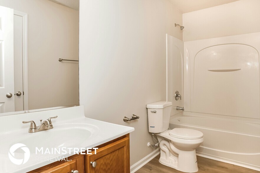 Building Photo - 4656 Chapel Ridge Dr