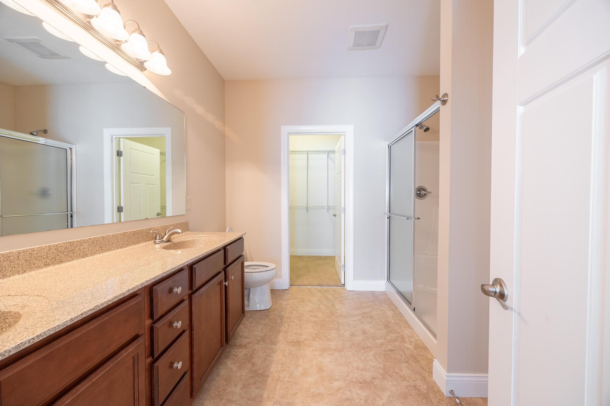 Building Photo - 4463 Downey St