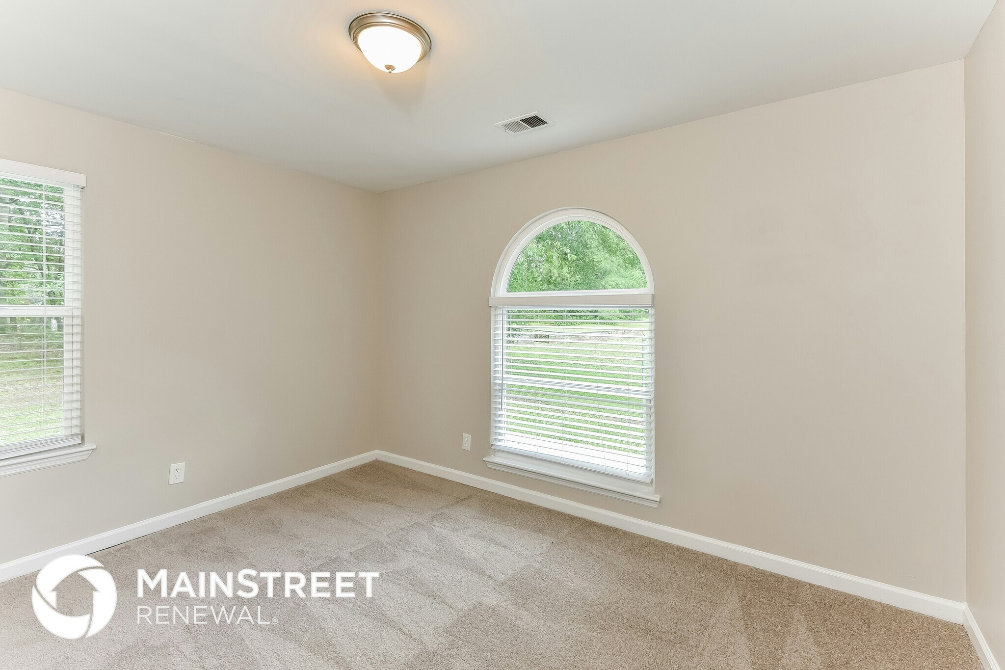 Building Photo - 738 Stonebridge Way