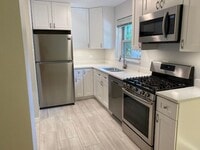 Building Photo - 1041 College Ave