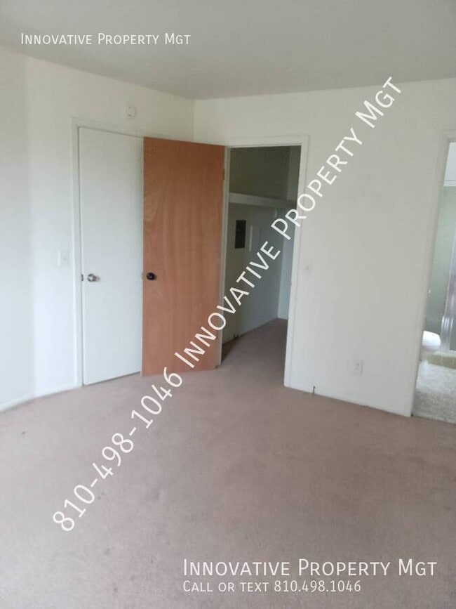 Building Photo - 6009 Holiday Gardens Dr