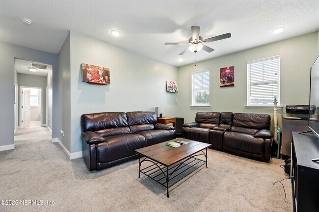 Building Photo - 474 Convex Ln