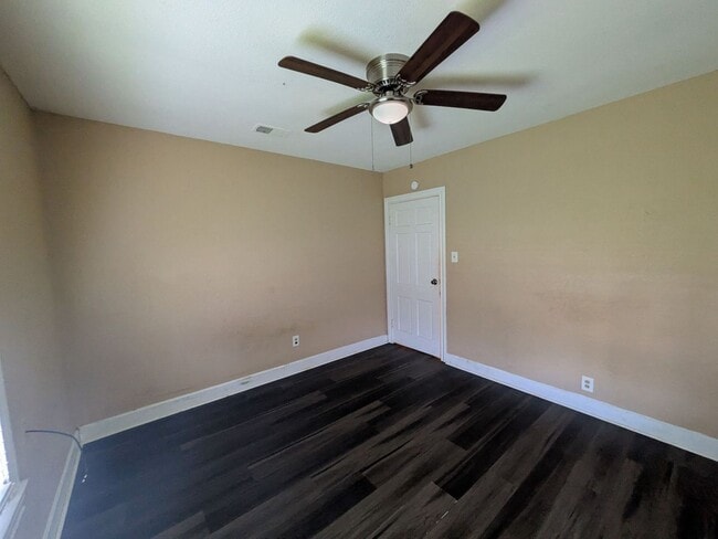 Building Photo - 2695 Goliad St