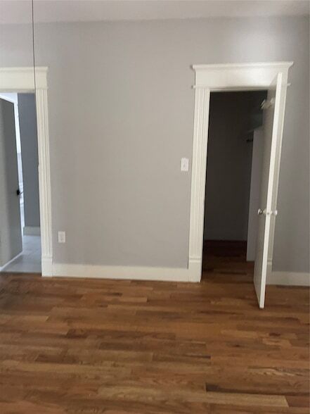 Building Photo - 402 S Pearl St