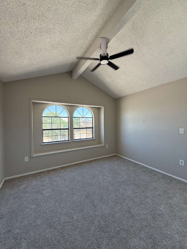 Building Photo - 11708 Sierra Azul Dr
