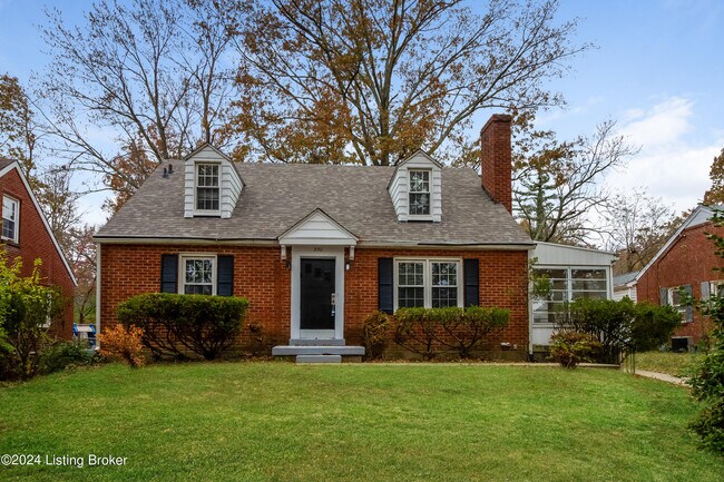 Primary Photo - 330 E Esplanade Ave