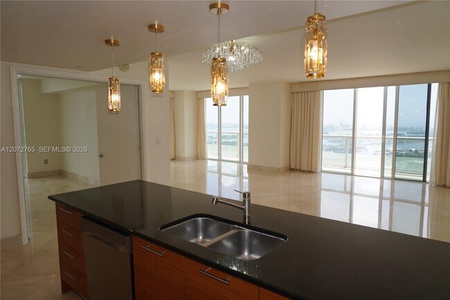 Building Photo - 50 Biscayne Blvd