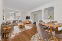 Building Photo - 1 bedroom in KEW GARDENS NY 11415