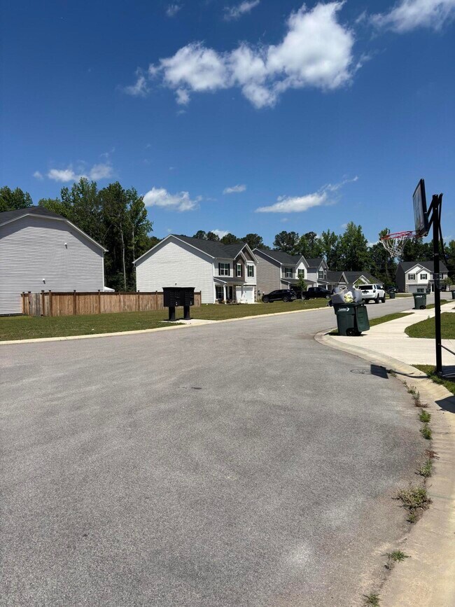 Building Photo - 1848 Lacebark Dr
