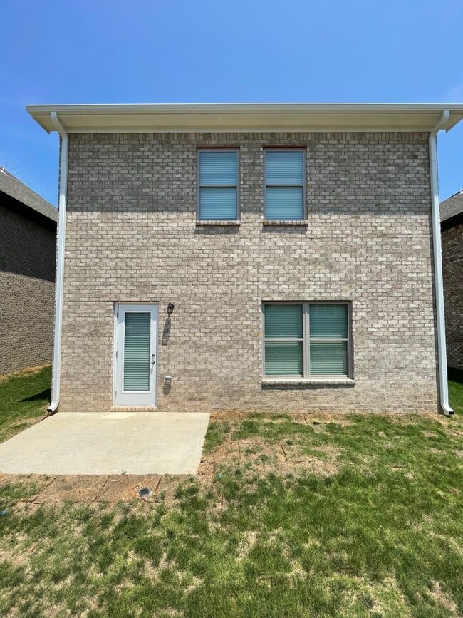 Building Photo - Home for Rent in Calera, AL!!! View with 48 Hours Notice!