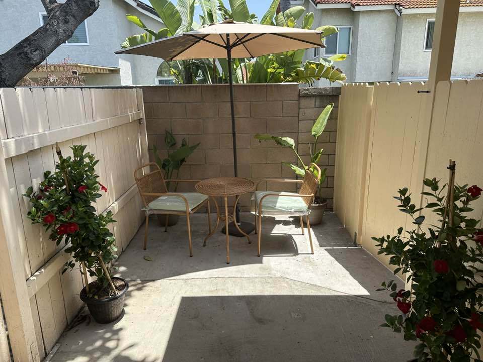 Building Photo - 13601 Oxford Ct