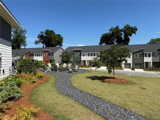Building Photo - 1694 Gunnin Trce NW