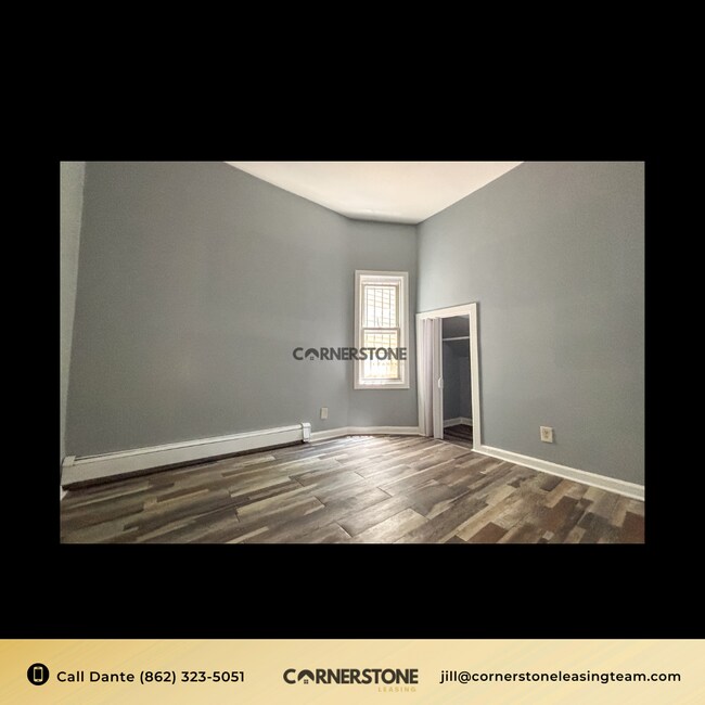 Building Photo - 136 Godwin Ave