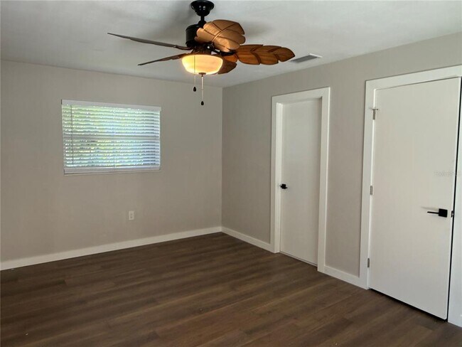 Building Photo - 51 Lagoon Dr