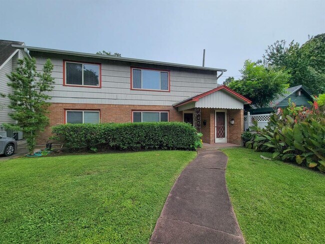 Primary Photo - 2249 Branard St
