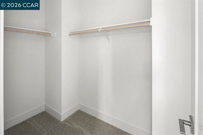 Building Photo - 2802 Chattleton Ln