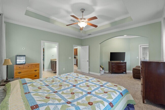Building Photo - 711 Lime Ln