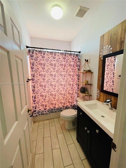 Building Photo - 27312 SW 138th Path