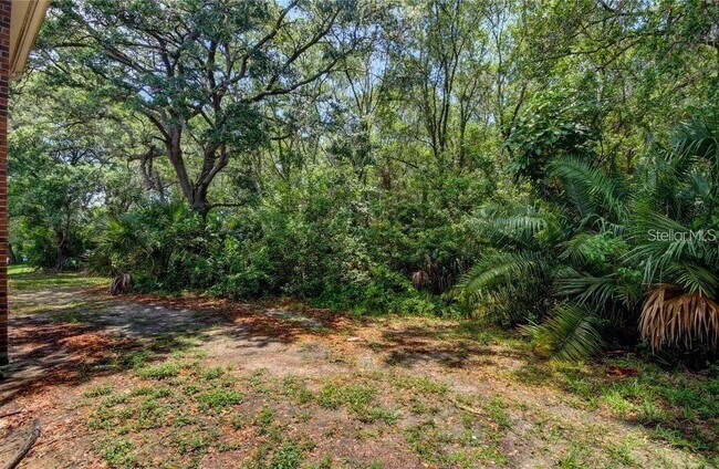 Building Photo - 1400 Gandy Blvd N