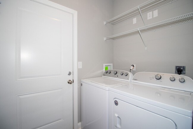 Building Photo - Elevated Living Starts Here  Now Pre-Leasing in Winchester, KY