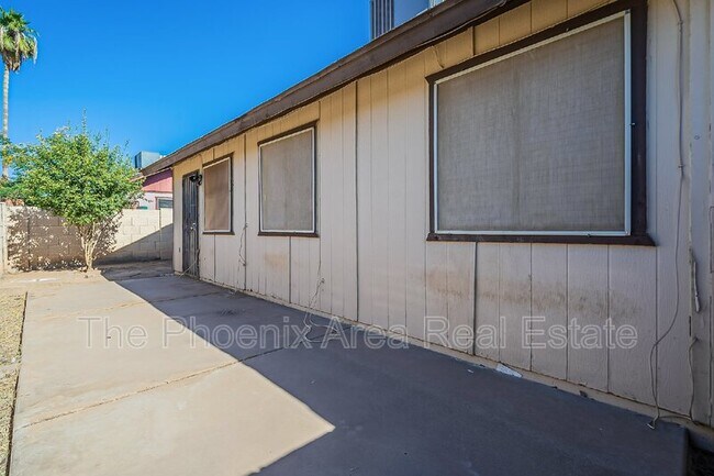 Building Photo - 5714 N 68th Ave