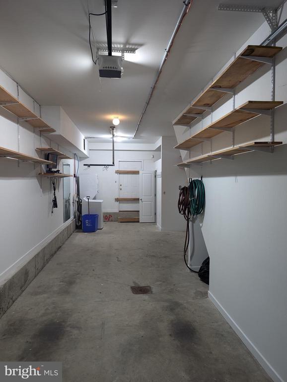 Building Photo - 1222 S Harmony St