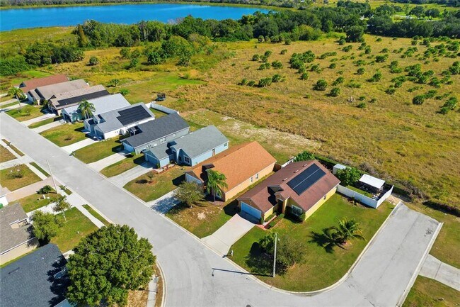 Building Photo - 2764 Rochelle Dr