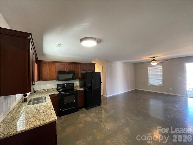 Building Photo - 4429 Dillbrook Ln