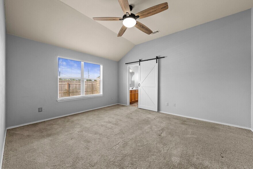 Building Photo - 276 Jerry Lees Trl
