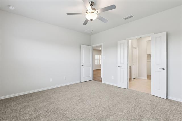 Building Photo - 109 Greenbriar Dr