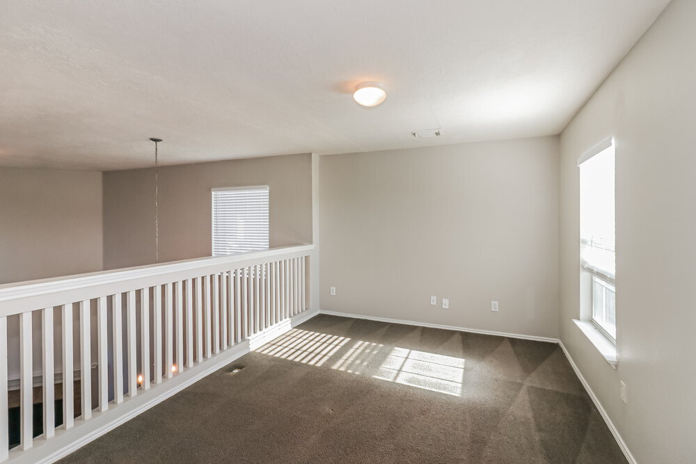 Building Photo - 20518 Holly Barr Ln