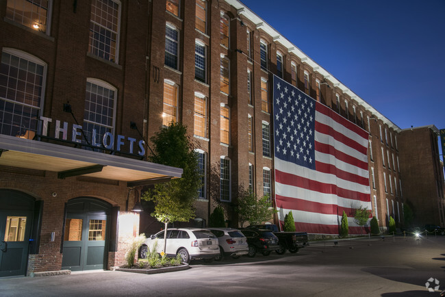 Building Photo - Lofts at Mill West