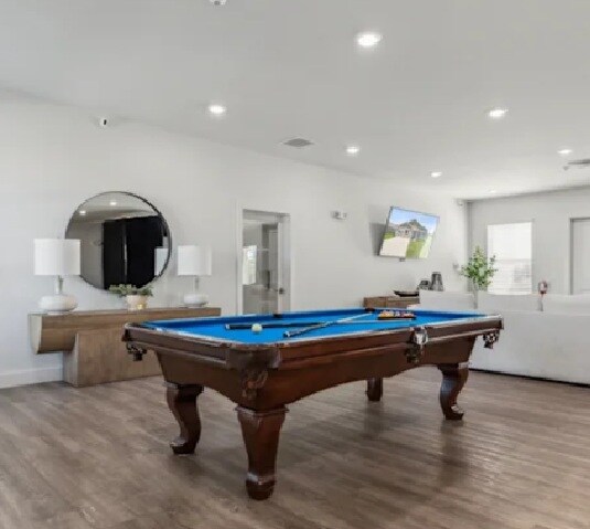 Building Photo - 1237 Pampas Grass Dr