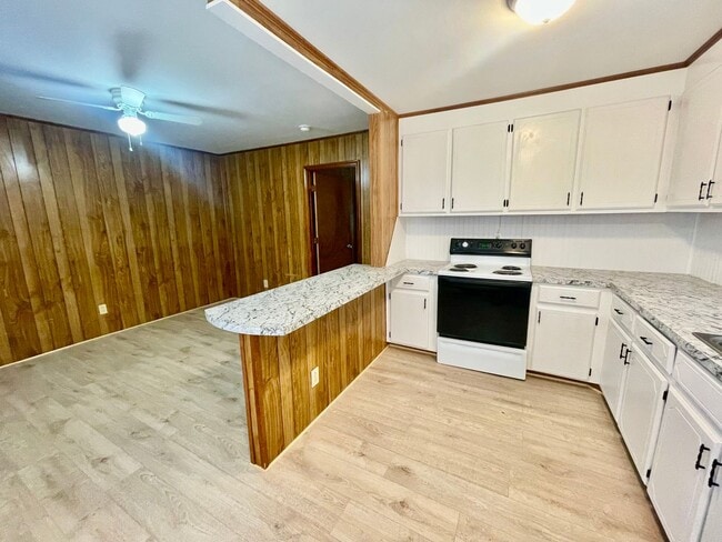 Building Photo - Must see Newly renovated 1 bedroom 1 bath ...