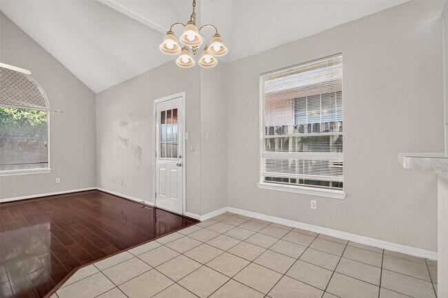 Building Photo - 8503 Raybluff Ln